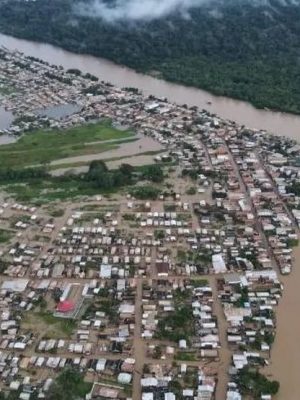 O município de Boca do Acre, decretou, situação de emergência, na última segunda-feira (24) devido à cheia dos rios Acre e Purus. Na terça-feira (25),O decreto de situação de emergência foi publicado oficialmente.